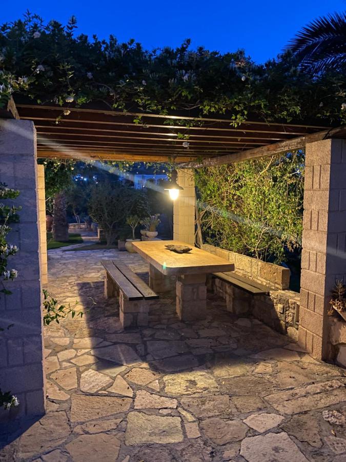 Pistachio Guesthouse, Παραδοσιακός Ξενώνας Vathí Esterno foto